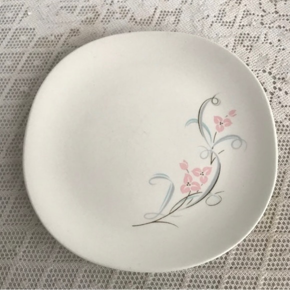 Kokura Ware Ironstone Plates Set of Four - Picture 4 of 10
